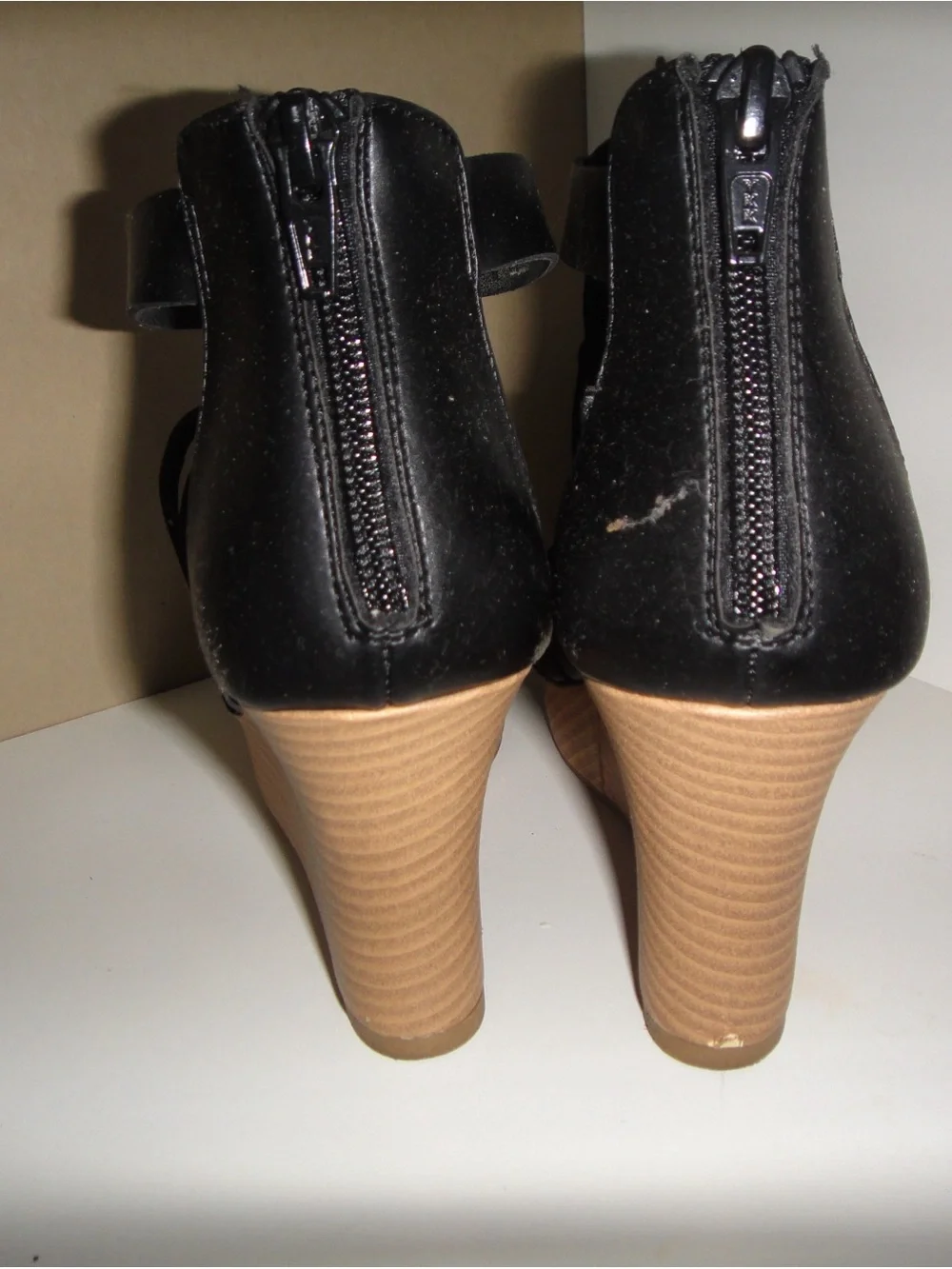 American Eagle Outfitters Black Strappy Wedge Sandals with Tan Wedge